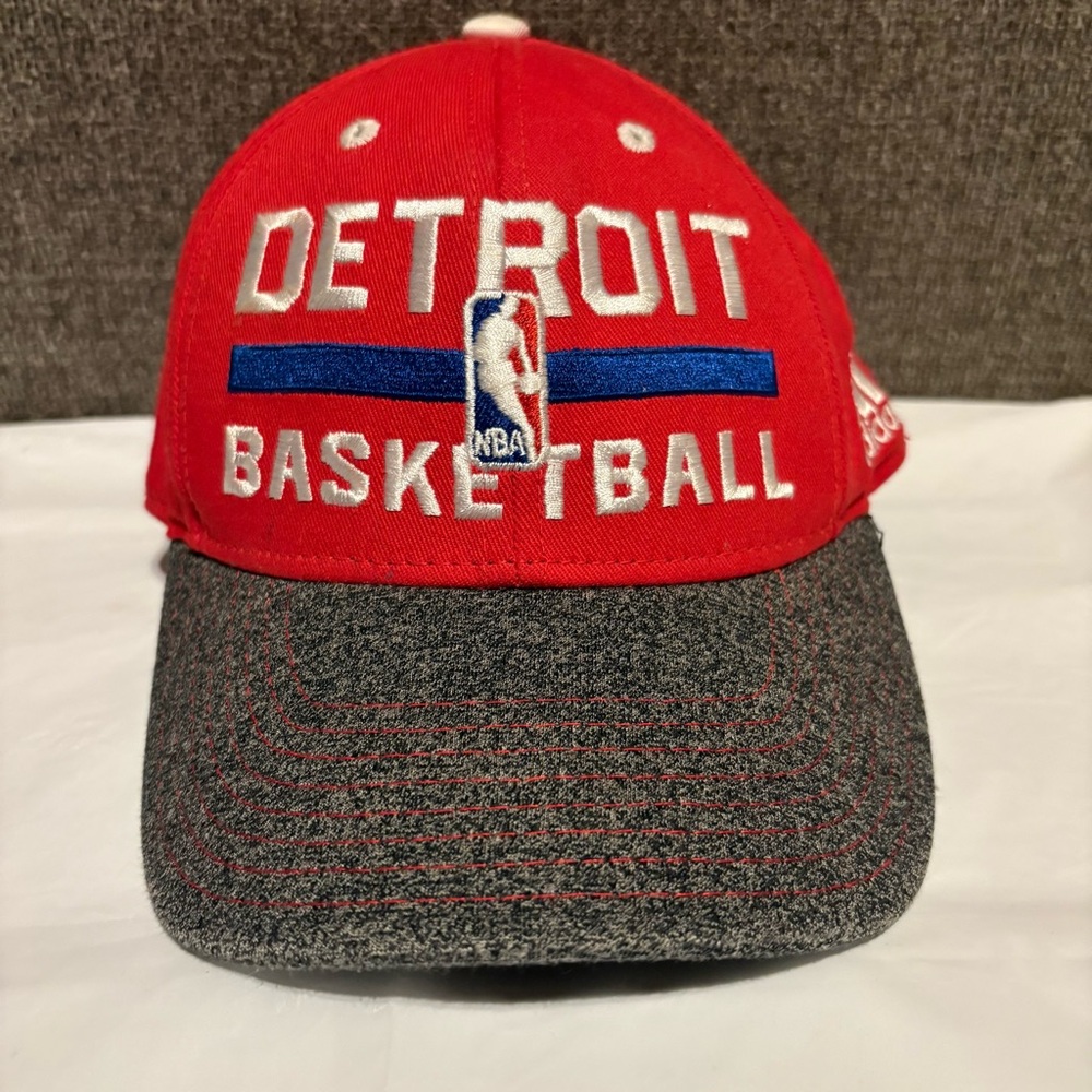 Adidas Detroit Pistons‎ Basketball Youth Fitted Hat Red Blue Sports Fan One Size